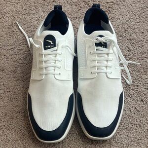 Wolf & Shepherd knit